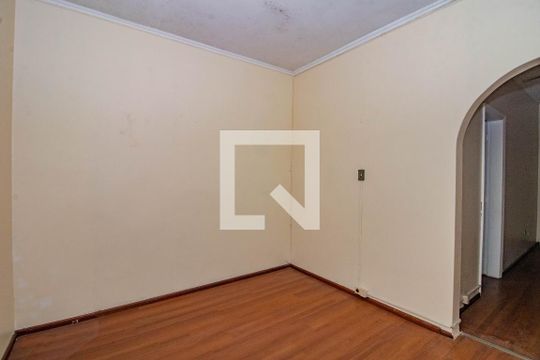 Escritório de apartamento para alugar com 3 quartos, 150m² em Petrópolis, Porto Alegre
