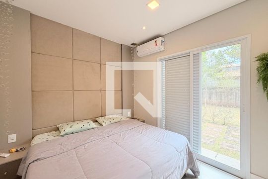 Casa de Condomínio à venda com 3 quartos, 1000m² em Caxambu, Jundiaí