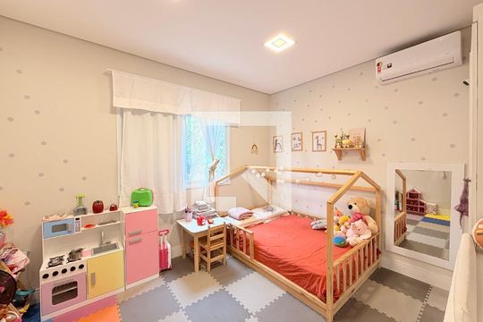 Casa de Condomínio à venda com 3 quartos, 1000m² em Caxambu, Jundiaí