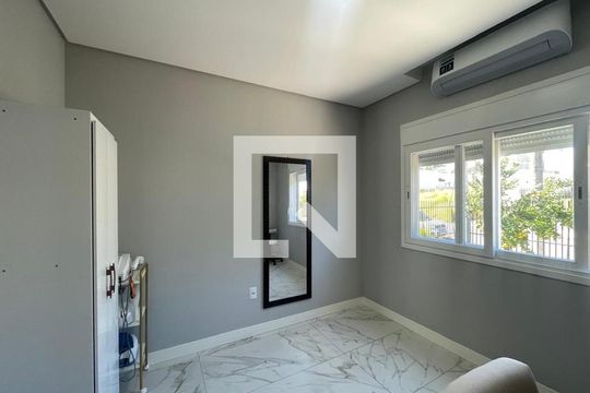 Casa à venda com 3 quartos, 138m² em Canudos, Novo Hamburgo