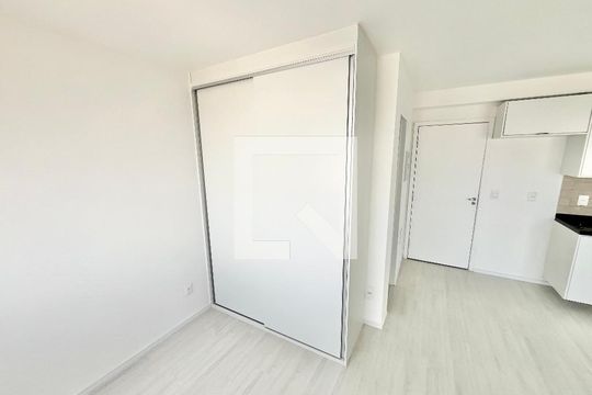 Sala/Quarto/Cozinha de kitnet/studio para alugar com 1 quarto, 30m² em Tucuruvi, São Paulo