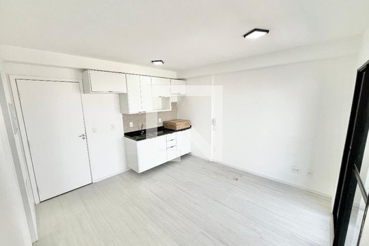 Sala/Quarto/Cozinha de kitnet/studio para alugar com 1 quarto, 30m² em Tucuruvi, São Paulo