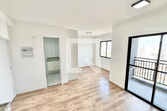 Sala/Quarto/Cozinha de kitnet/studio para alugar com 1 quarto, 30m² em Tucuruvi, São Paulo