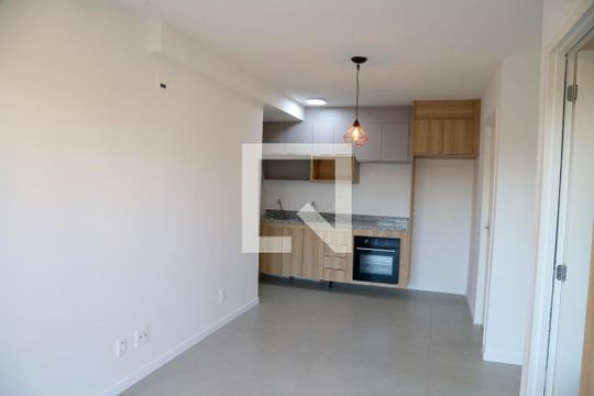 Apartamento para alugar com 2 quartos, 40m² em Vila Cordeiro, São Paulo