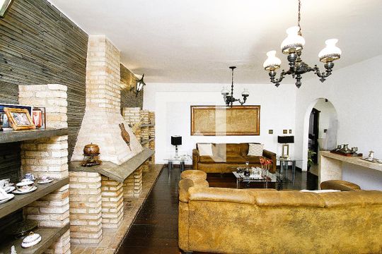 Sala 1 de casa para alugar com 5 quartos, 365m² em São Bento, Belo Horizonte