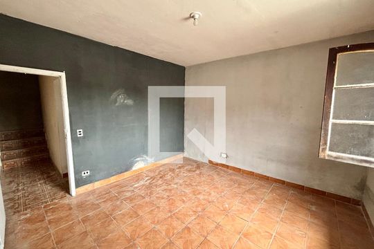 Quarto 1 de casa para alugar com 2 quartos, 80m² em Jardim Campinas, São Paulo