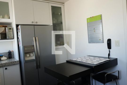 Cozinha de apartamento à venda com 3 quartos, 190m² em Vila Augusta, Guarulhos