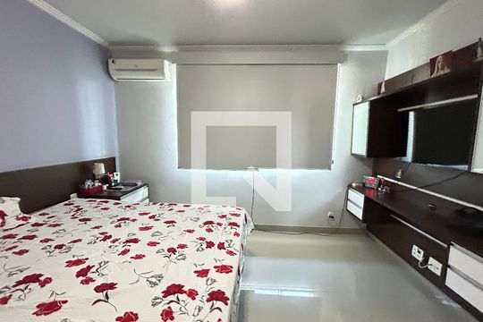 Quarto 1 - Suíte de casa de condomínio à venda com 4 quartos, 400m² em Vila Valqueire, Rio de Janeiro