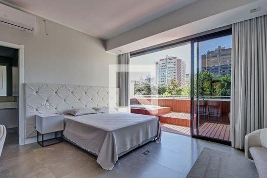 Sala/Quarto de apartamento à venda com 1 quarto, 57m² em Petrópolis, Porto Alegre