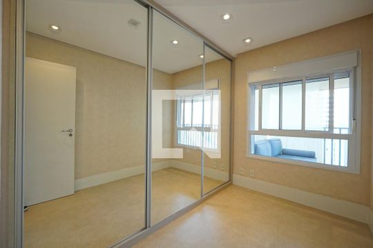 Quarto  de apartamento à venda com 2 quartos, 68m² em Vila Dom Pedro I, São Paulo
