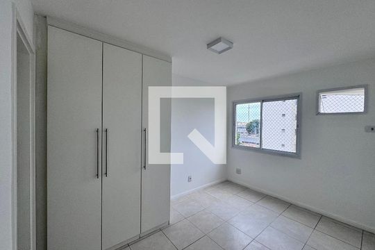 Suíte de apartamento para alugar com 3 quartos, 81m² em Barra da Tijuca, Rio de Janeiro