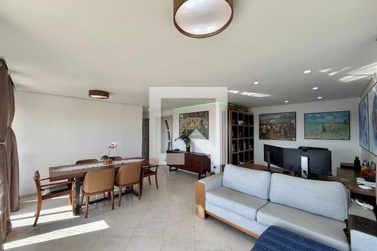 Sala  de apartamento à venda com 3 quartos, 148m² em Santo Amaro, São Paulo