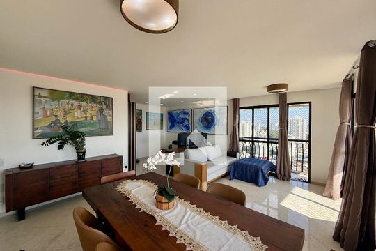 Sala  de apartamento à venda com 3 quartos, 148m² em Santo Amaro, São Paulo