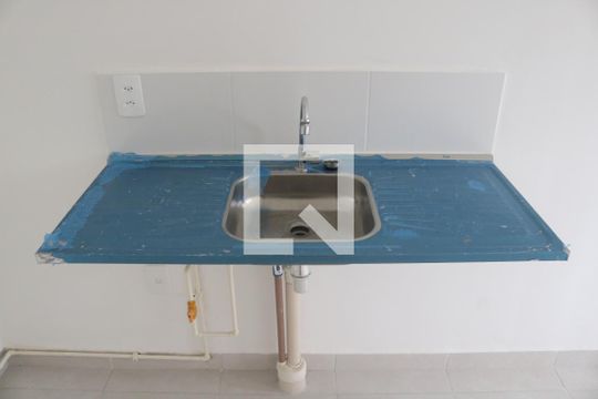 Sala e Cozinha Integrada de apartamento para alugar com 1 quarto, 24m² em Parque Industrial Tomas Edson, São Paulo