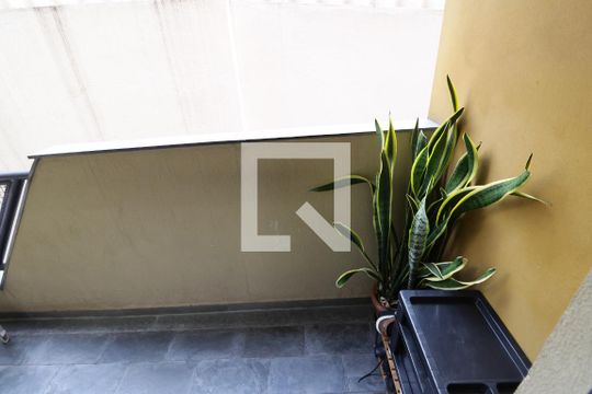 Apartamento à venda com 3 quartos, 88m² em Caiçaras, Belo Horizonte