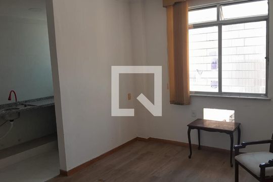 Apartamento para alugar com 1 quarto, 59m² em Vila Valqueire, Rio de Janeiro