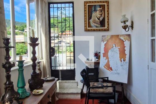 Casa à venda com 7 quartos, 1040m² em Cosme Velho, Rio de Janeiro