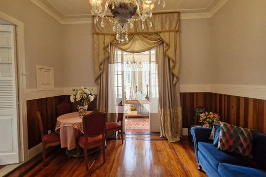 Casa à venda com 7 quartos, 1040m² em Cosme Velho, Rio de Janeiro