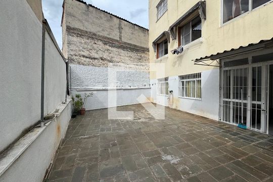 Quintal de apartamento para alugar com 3 quartos, 120m² em Centro, Osasco