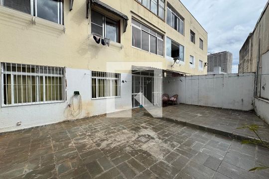 Quintal de apartamento para alugar com 3 quartos, 120m² em Centro, Osasco