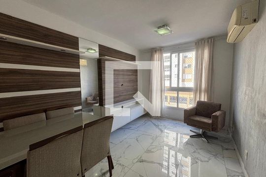 Apartamento à venda com 2 quartos, 68m² em Centro, Novo Hamburgo