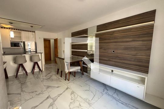 Apartamento à venda com 2 quartos, 68m² em Centro, Novo Hamburgo