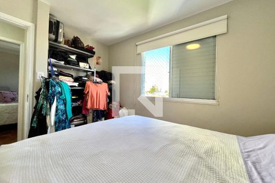 Quarto 1 de apartamento à venda com 3 quartos, 68m² em Vila Alexandria, São Paulo