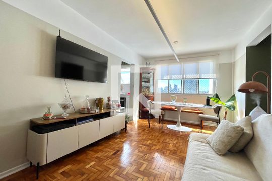 Sala de apartamento à venda com 3 quartos, 68m² em Vila Alexandria, São Paulo