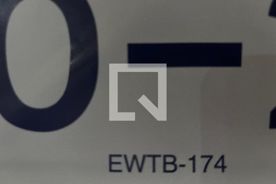 Placa de apartamento para alugar com 2 quartos, 70m² em Alphaville Empresarial, Barueri