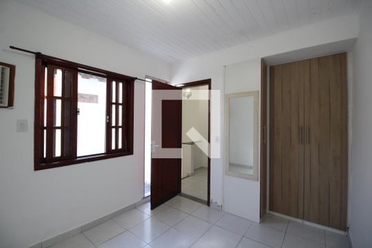 Quarto 1 de casa de condomínio à venda com 2 quartos, 60m² em Taquara, Rio de Janeiro