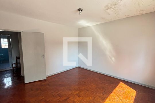 Quarto 1 de casa para alugar com 4 quartos, 252m² em Utinga, Santo André