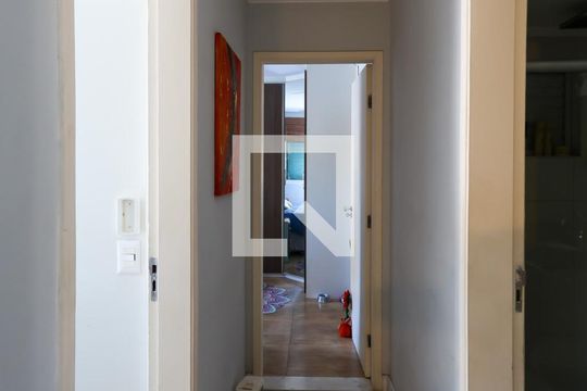 Corredor de apartamento à venda com 2 quartos, 126m² em Jardim Esmeralda, São Paulo