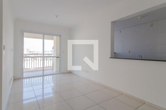 Sala/Sala de jantar de apartamento para alugar com 3 quartos, 90m² em Vila Bocaina, Mauá