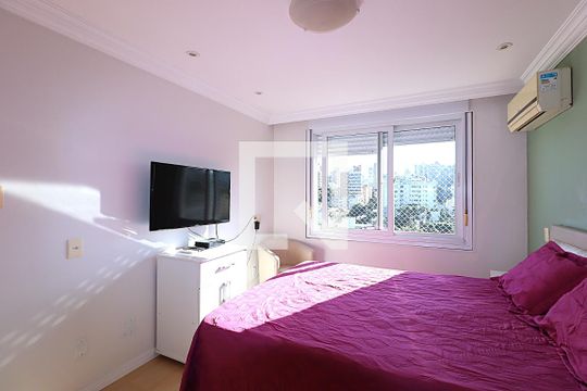 Suíte de apartamento para alugar com 2 quartos, 151m² em Petrópolis, Porto Alegre