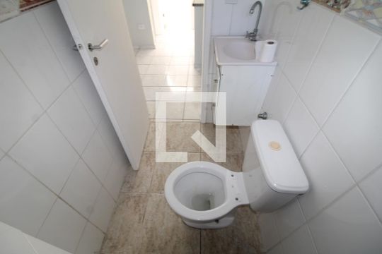 Banheiro de casa para alugar com 1 quarto, 60m² em Vila Nova Mazzei, São Paulo