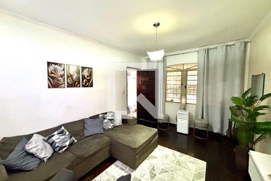 Sala de casa à venda com 3 quartos, 125m² em Cidade Líder, São Paulo