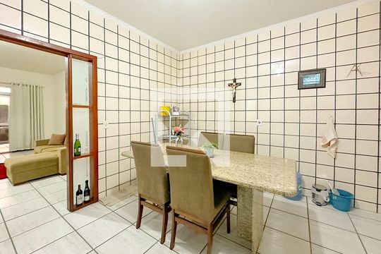 Sala/Cozinha de casa para alugar com 4 quartos, 280m² em Forquilhinhas, São José