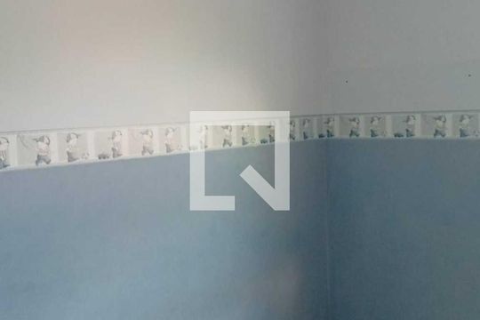 Quarto de casa para alugar com 2 quartos, 55m² em Cabuçu, Nova Iguaçu