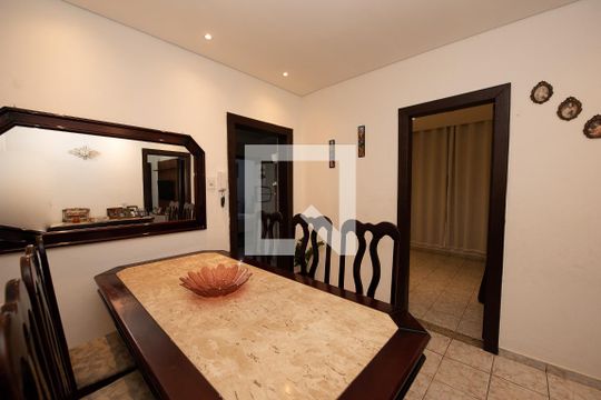 Copa de casa para alugar com 2 quartos, 80m² em Darcy Vargas, Belo Horizonte