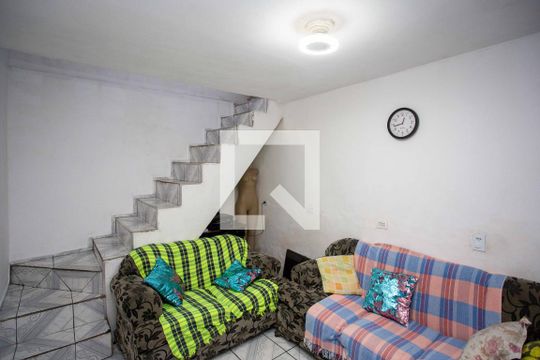 Casa para alugar com 4 quartos, 75m² em Vila Nogueira, Diadema