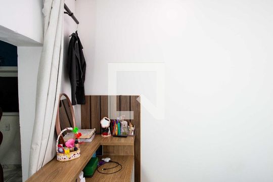 Quarto 1 de casa à venda com 4 quartos, 75m² em Vila Nogueira, Diadema
