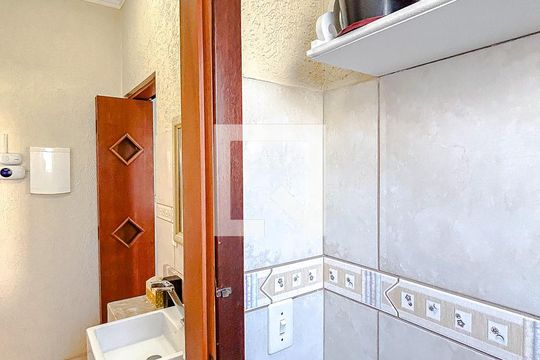 Lavabo de casa à venda com 3 quartos, 130m² em Vila Carrão, São Paulo