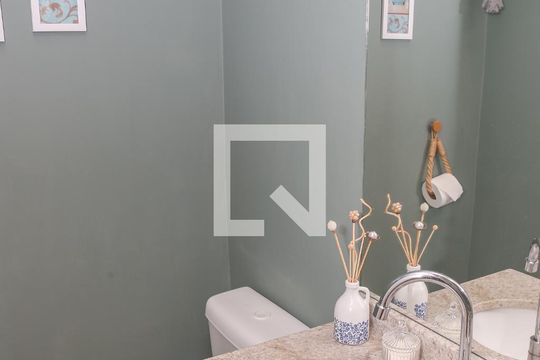 Lavabo de apartamento à venda com 2 quartos, 101m² em Água Branca, São Paulo