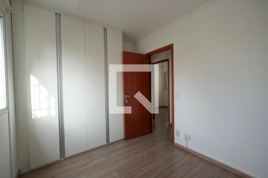 Quarto 1 de apartamento à venda com 3 quartos, 76m² em Cursino, São Paulo