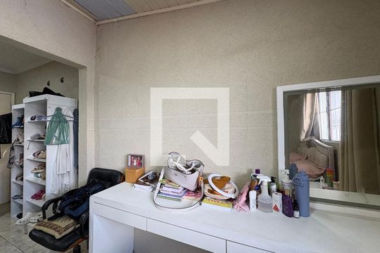 Quarto 1 de casa à venda com 2 quartos, 110m² em Jardim Santo Elias, São Paulo