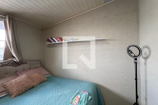 Quarto 1 de casa à venda com 2 quartos, 110m² em Jardim Santo Elias, São Paulo