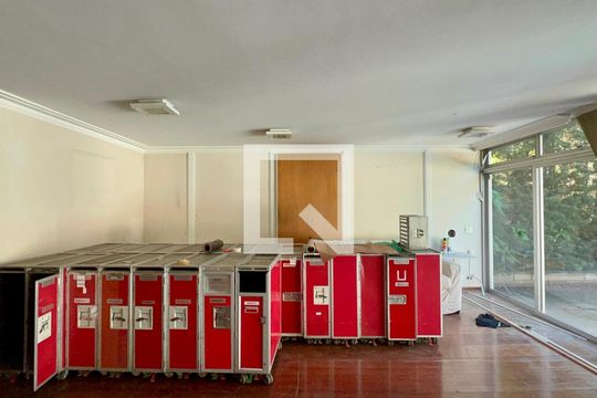 Sala de casa para alugar com 4 quartos, 420m² em Jardim Paulistano, São Paulo