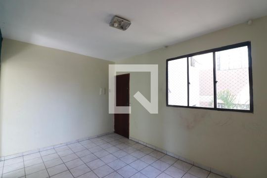 Sala  de apartamento à venda com 2 quartos, 56m² em Conjunto Residencial Pombeva, São Bernardo do Campo