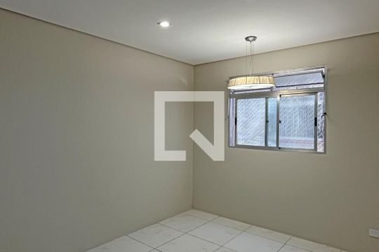 Apartamento para alugar com 2 quartos, 60m² em Embaré, Santos