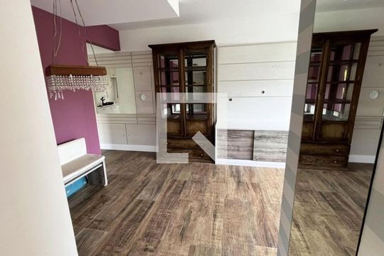 Sala de apartamento para alugar com 2 quartos, 55m² em Glória, Porto Alegre